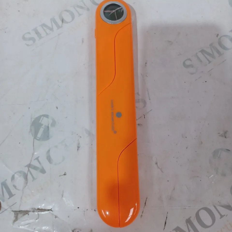 ORANGE COMPACT SCALE