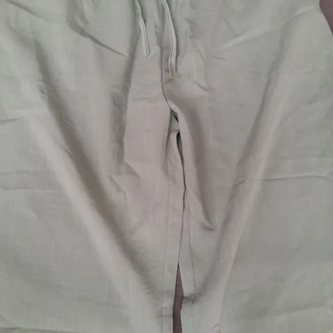 DESIGNER TROUSERS IN GREEN SIZE 2XL