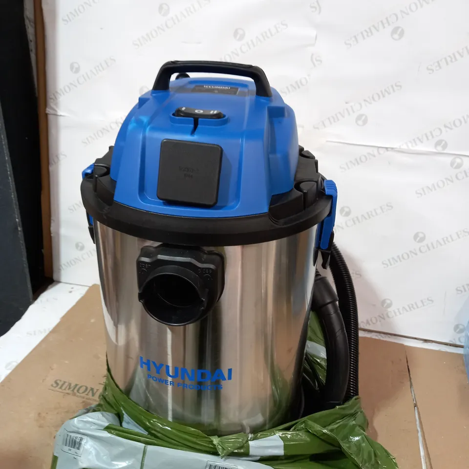 HYUNDAI WET AND DRY VACUUM CLEANER 30L 1400W INDUSTRIAL VACUUM CLEANER