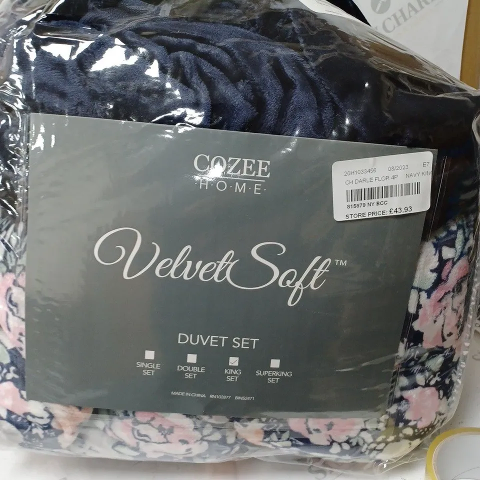 COZEE HOME DARLENE FLORAL VELVETSOFT DUVET SET - KING