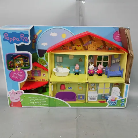 PEPPA PIG DOLL HOUSE