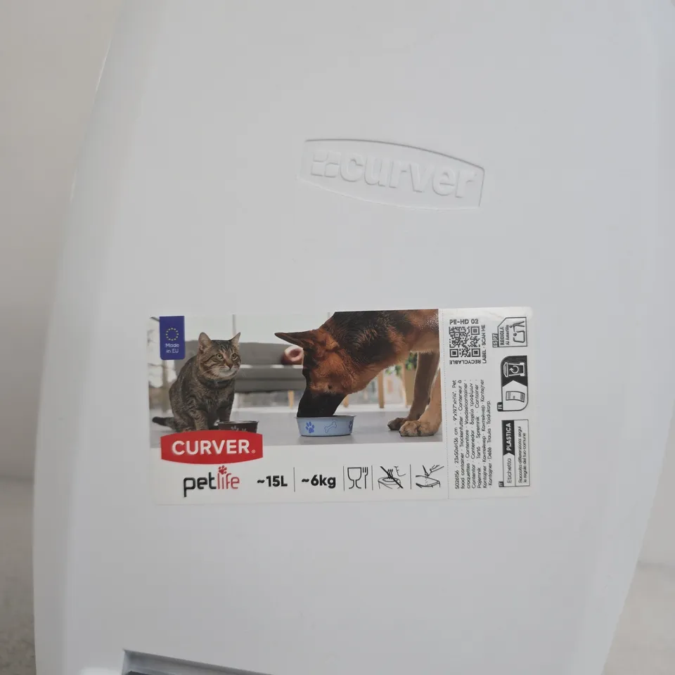 CURVER PETLIFE 15L PET STORAGE/FEEDING BIN