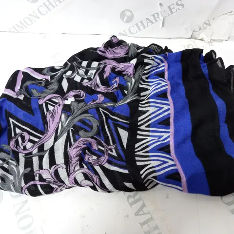 JM FASHION BY JULIEN MACDONALD BAROQUE PRINTED SCARF