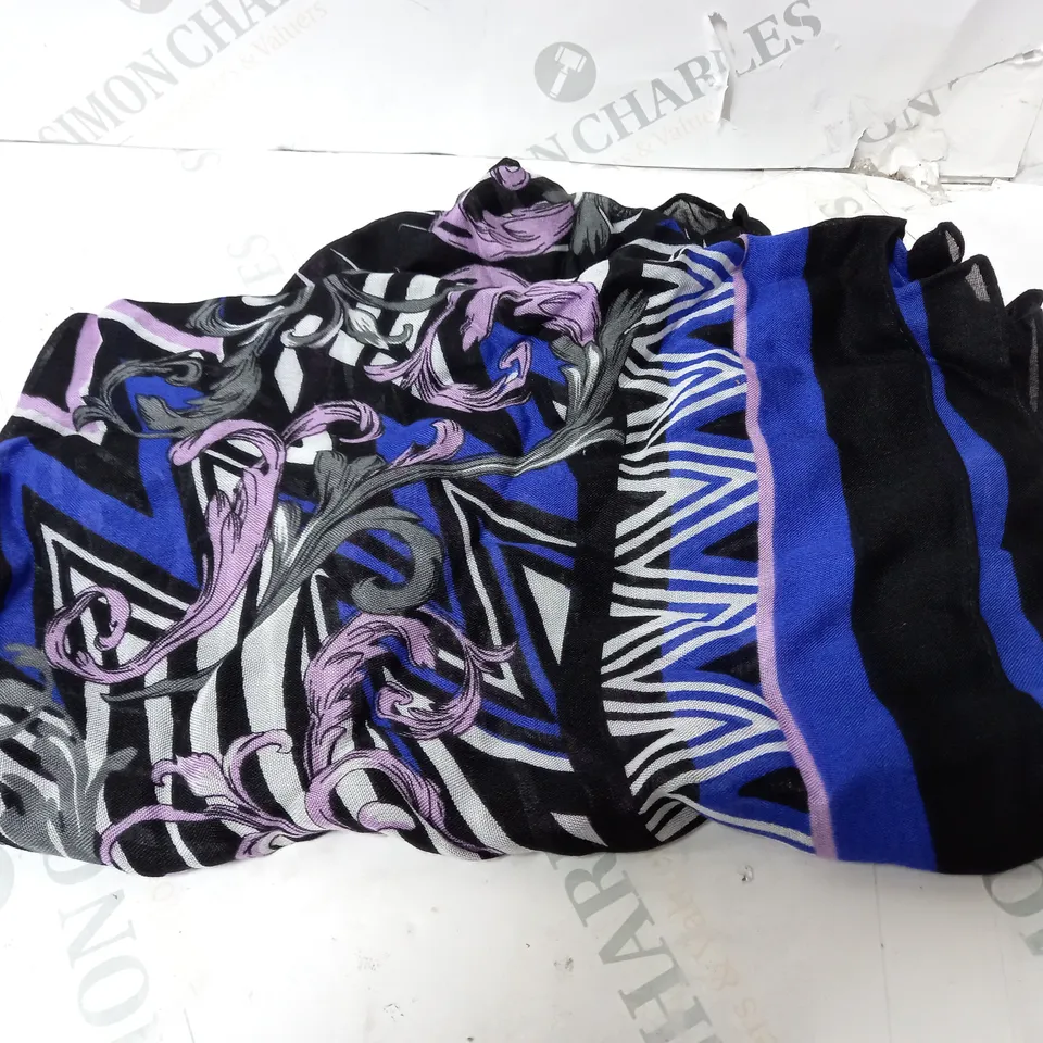JM FASHION BY JULIEN MACDONALD BAROQUE PRINTED SCARF