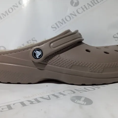 PAIR OF CROCS CLASSIC LINED CLOGS IN MUSHROOM/BONE UK SIZE M10/W11