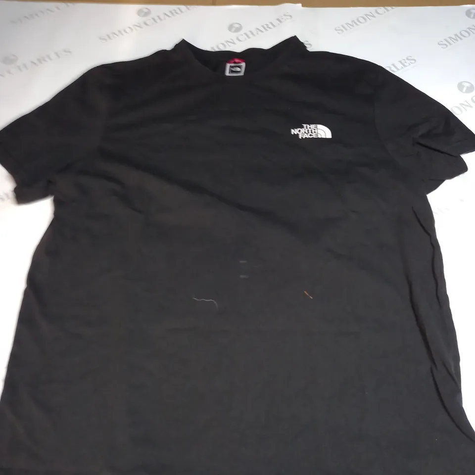 THE NORTH FACE LOGO T-SHIRT SIZE L/G