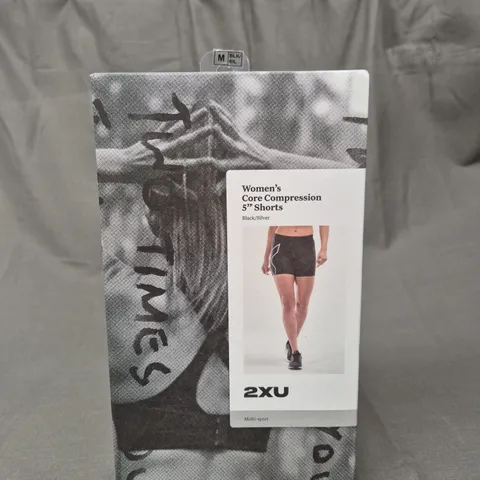 2XU WOMENS CORE COMPRESSION 5" SHORTS - M