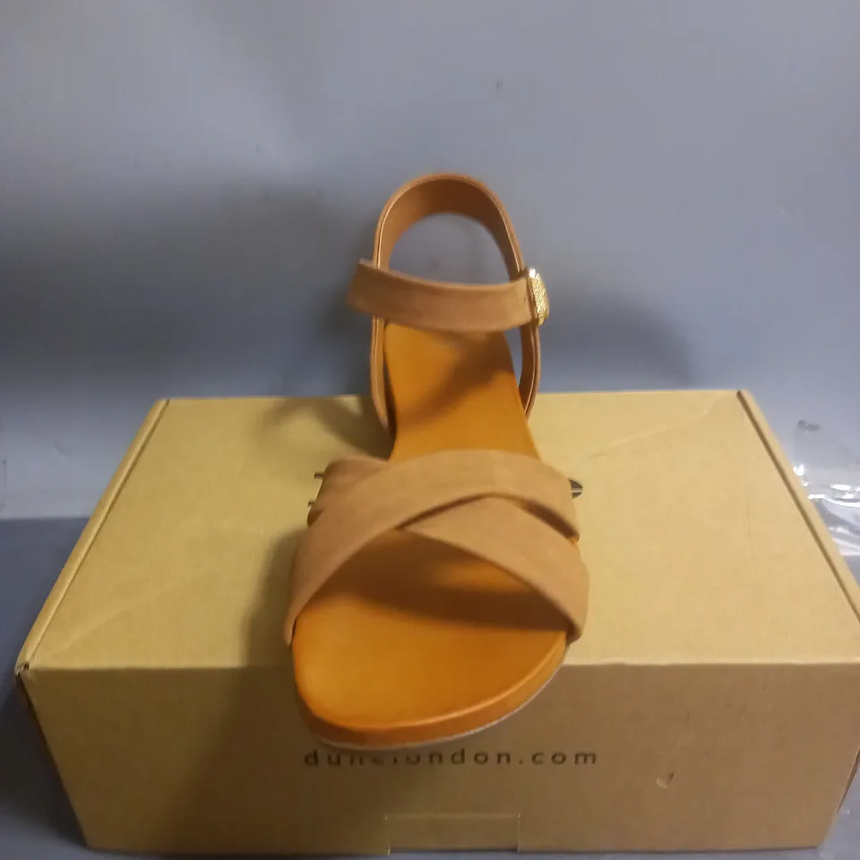 DUNE LONDON CROSS TRAP COMFORT SANDALS CAMEL SIZE 8 