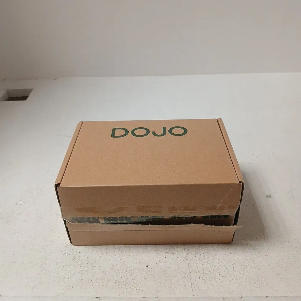 DOJO A920 HANDHELD DEVICE WITH CHARGING CRADLE – BOXED