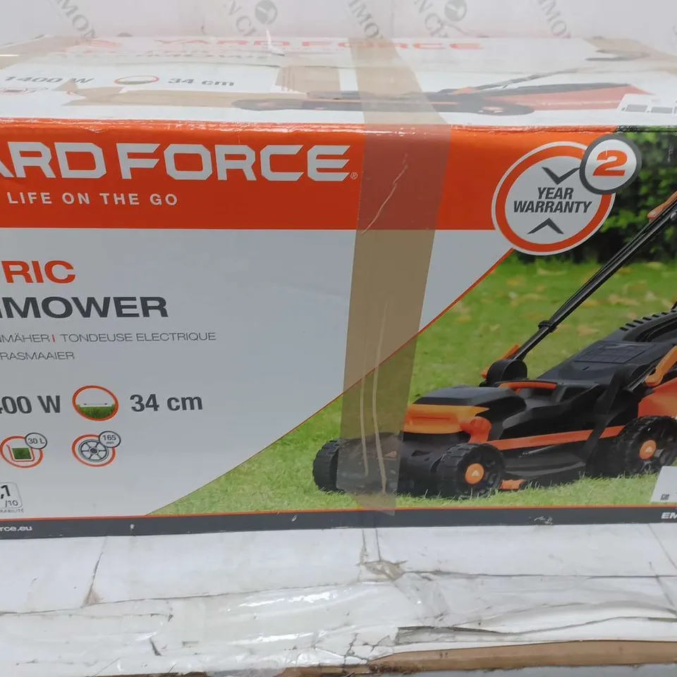 BOXED YARD FORCE ELECTRIC LAWNMOWER 