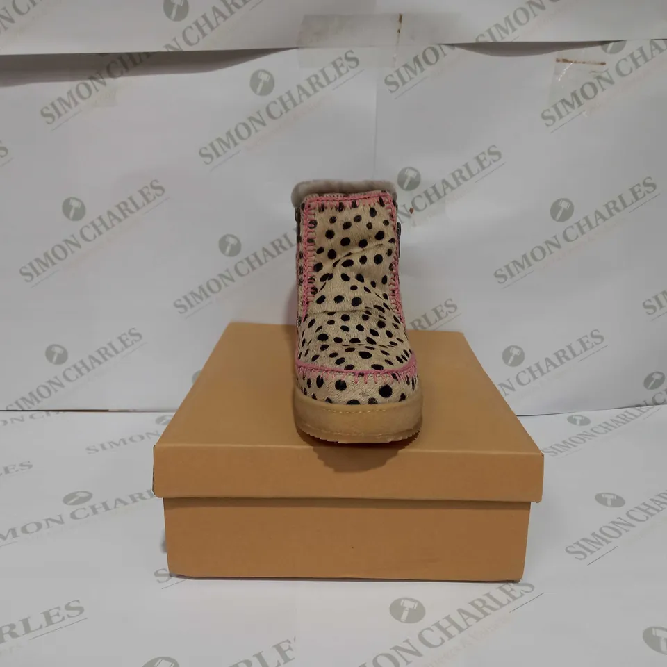 LAID BACK LONDON SETSU CROCHET CREPE BEIGE CHEETAH ROSE - EU 40