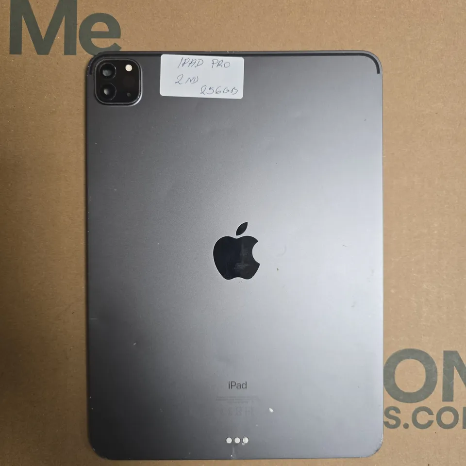 APPLE IPAD TABLET - A2228