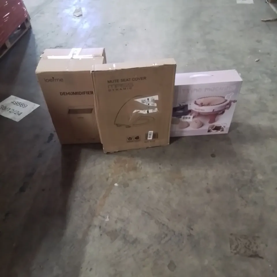 PALLET CONTAINING APPROXIMATELY 20 RAW HOUSEHOLD ITEMS TO INCLUDE: TOILET SEATCCOVER, DEHUMIDIFIER AND KNITTING MACHINE ETC