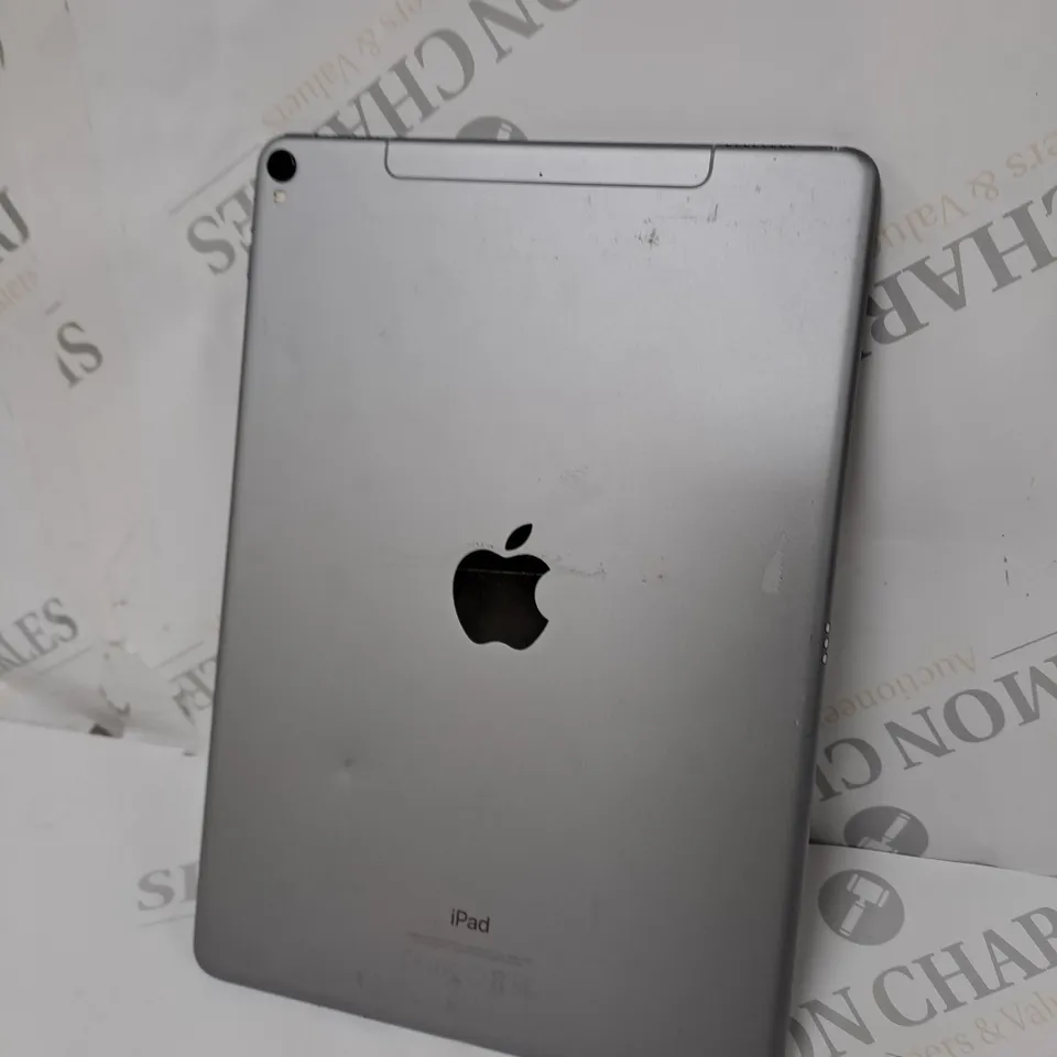 APPLE IPAD MODEL: A1709