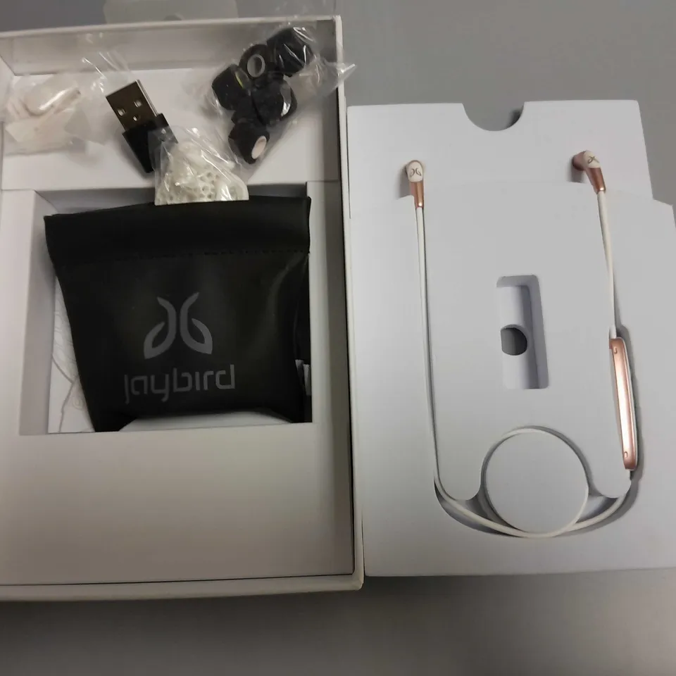 BOXED JAYBIRD FREEDOM WIRELESS EARPHONES