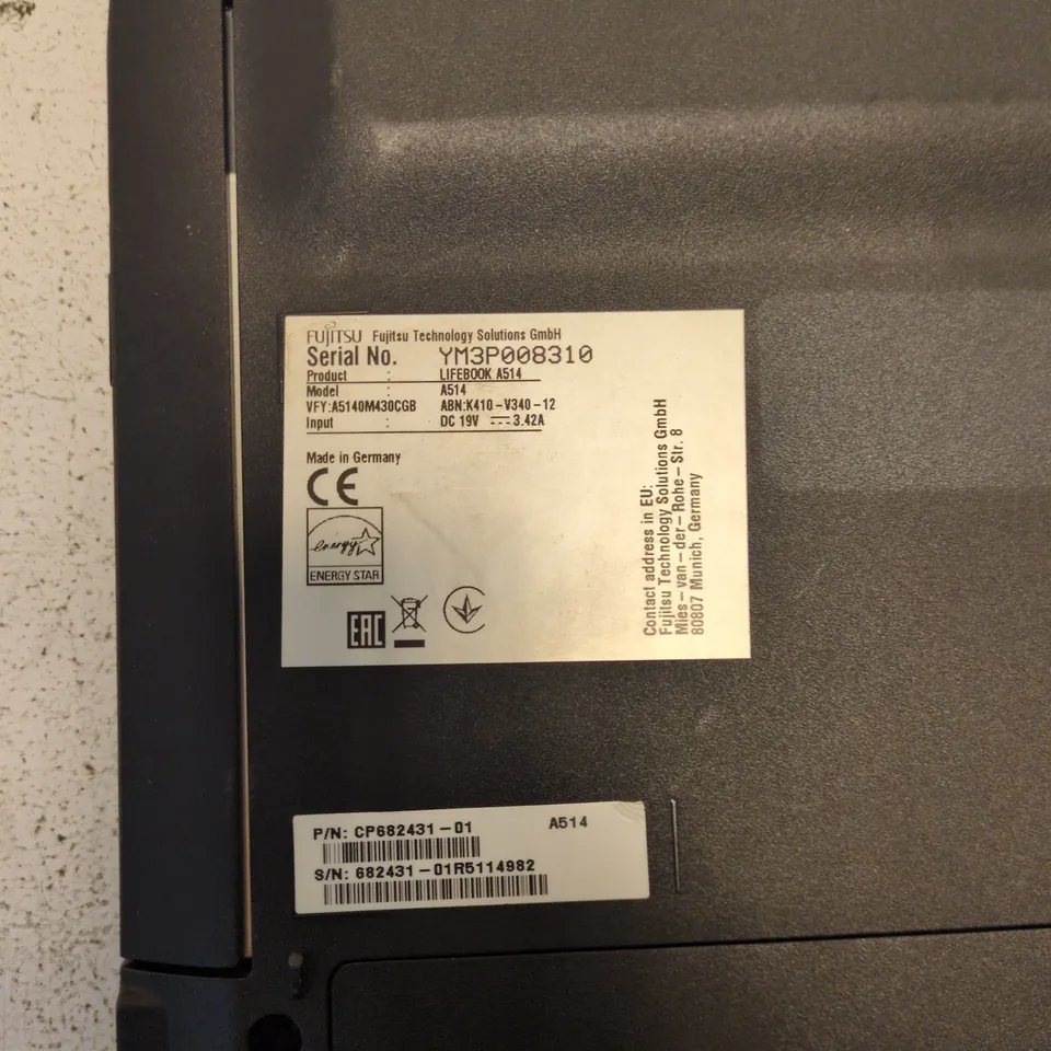 FUJITSU LIFEBOOK A514 LAPTOP