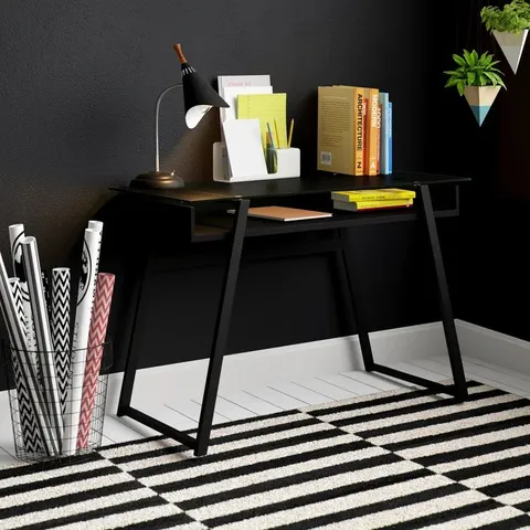 BOXED HUNTLEY DESK