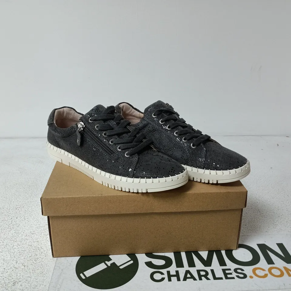 JO & JOE PORTO SHOES GREY SIZE 7 BOXED