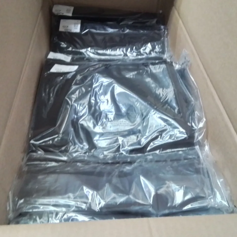 BOXED BRAND NEW APPROXIMATELY 15 JULIPA BOOT CUT JEANS BLACK SIZE 28