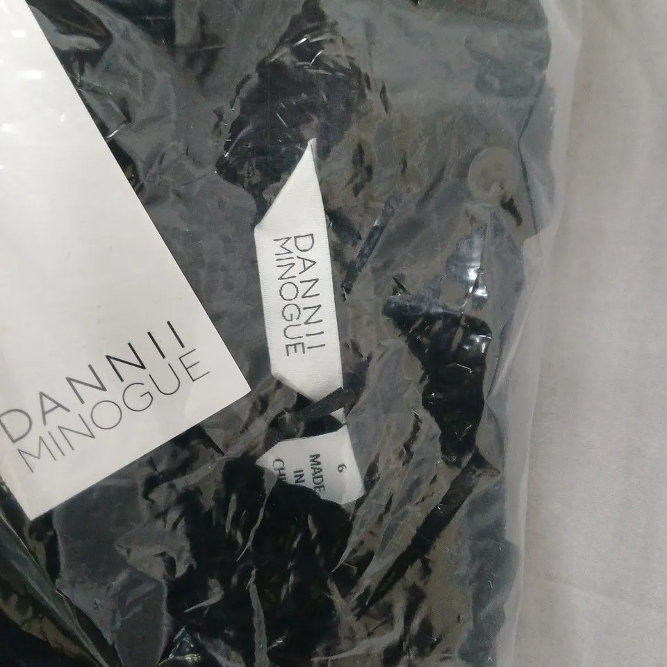 DANNII MINOGUE VELVET SHIRRED DRESS STANDARD SIZE 6. BAGGED