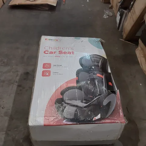 BOXED KIDOOLA CHILDREN'S CAR SEAT