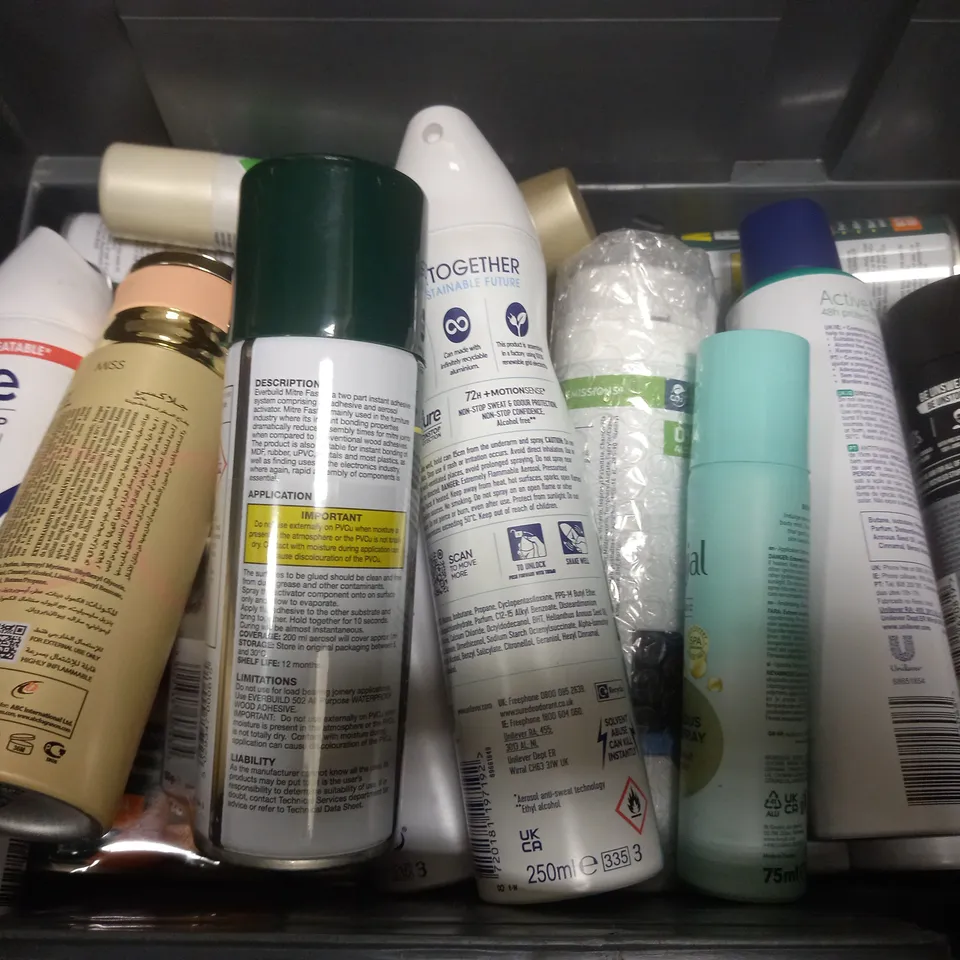 BOX OF APPROX 15 ASSORTED AEROSOLS TO INCLUDE - SURE INVISIBLE AQUA - GALAXY CONCEPT MISS PERFUME SPRAY - VASELINE ACTIVE FRESH ECT