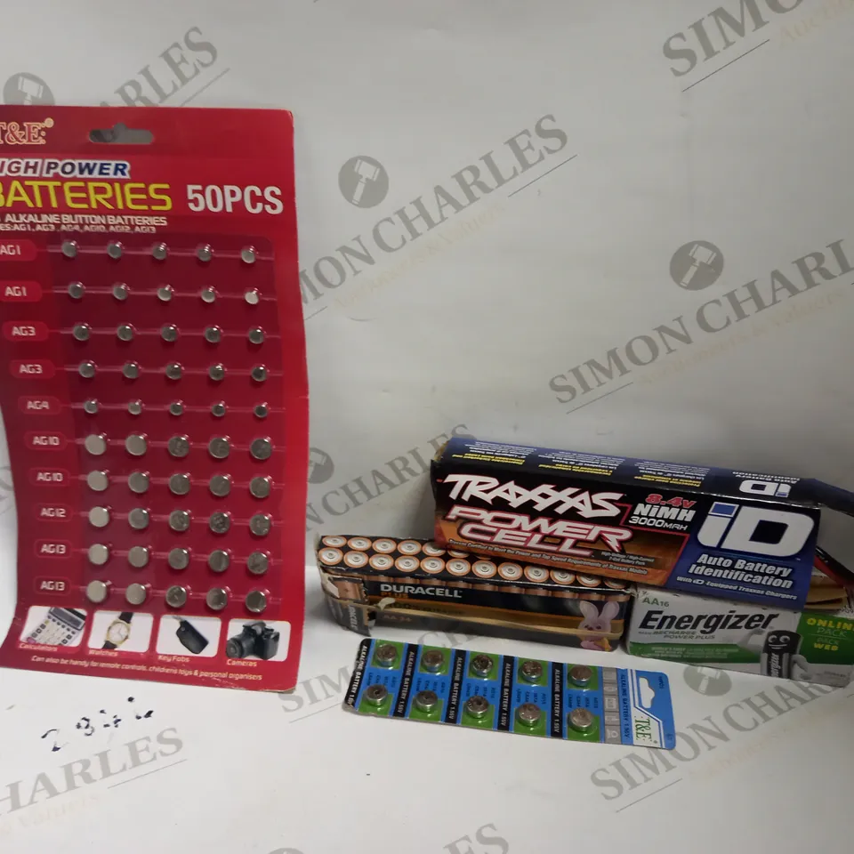 LARGE QUANTITY OF BATTERIES TO INCLUDE ALKALINE BUTTON BATTERIES, DURACELL AA, TRAXXAS POWER CELL, ETC