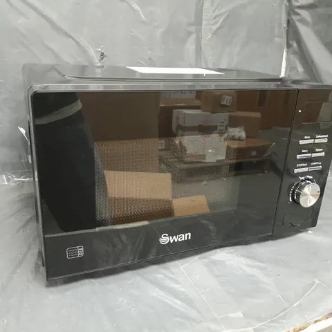 SWAN 20L 700W DIGITAL MICROWAVE IN BLACK