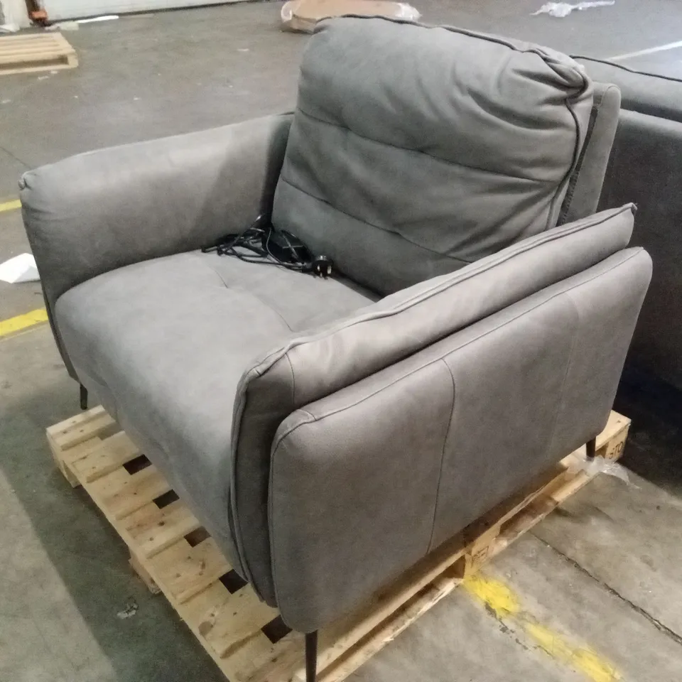 QUALITY DESIGNER ITALIAN MADE BOLZANO ELECTRIC RECLINER LEATHER CHAIR