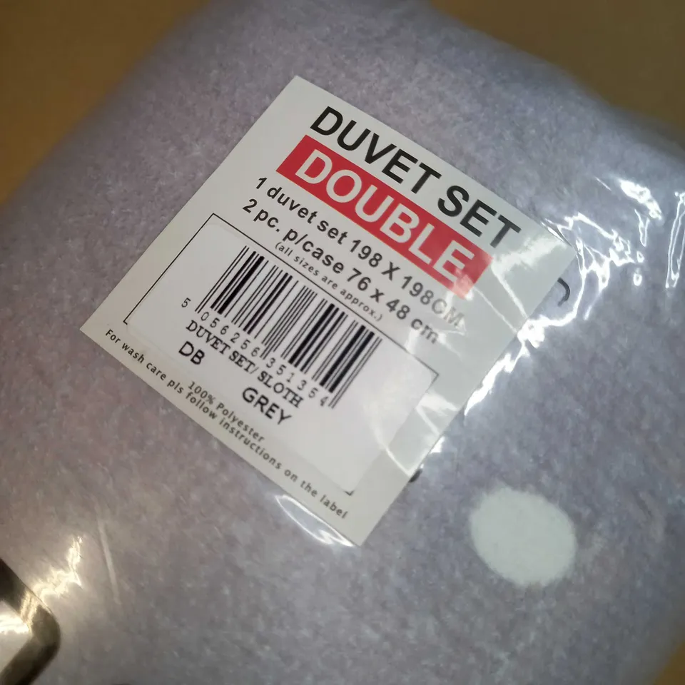 PACKAGED OLIVIA ROCCO GREY SLOTH DOUBLE DUVET SET