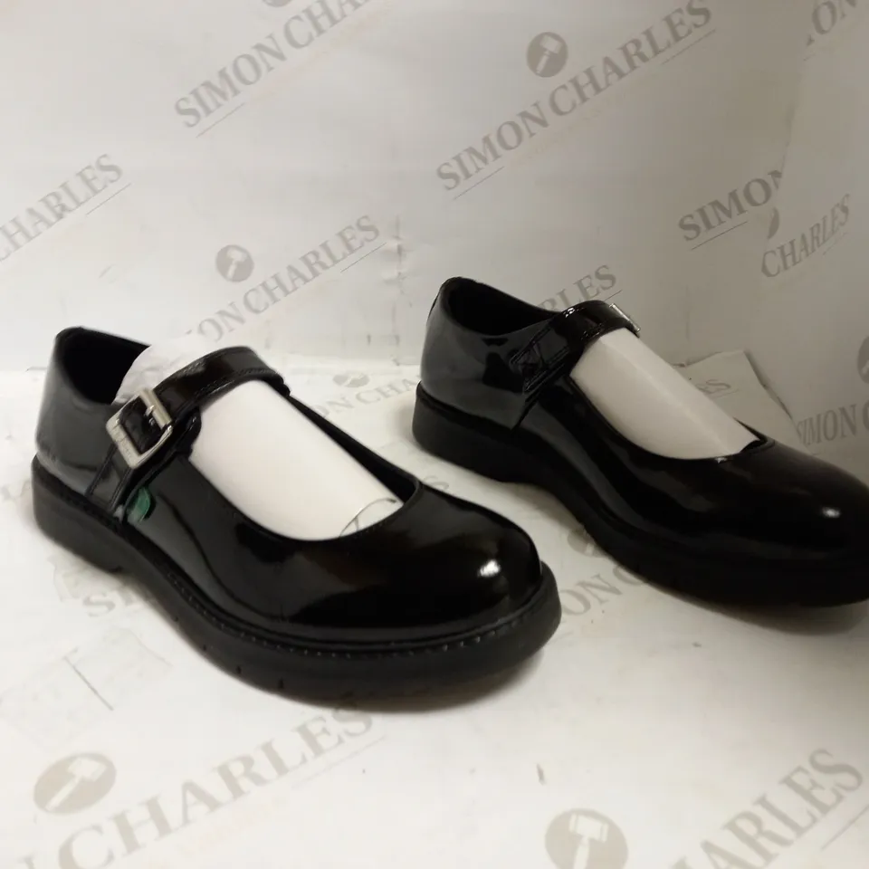 KICKERS JUNIOR FRAGMA POP LEATHER SHOES BLACK - SIZE 39 