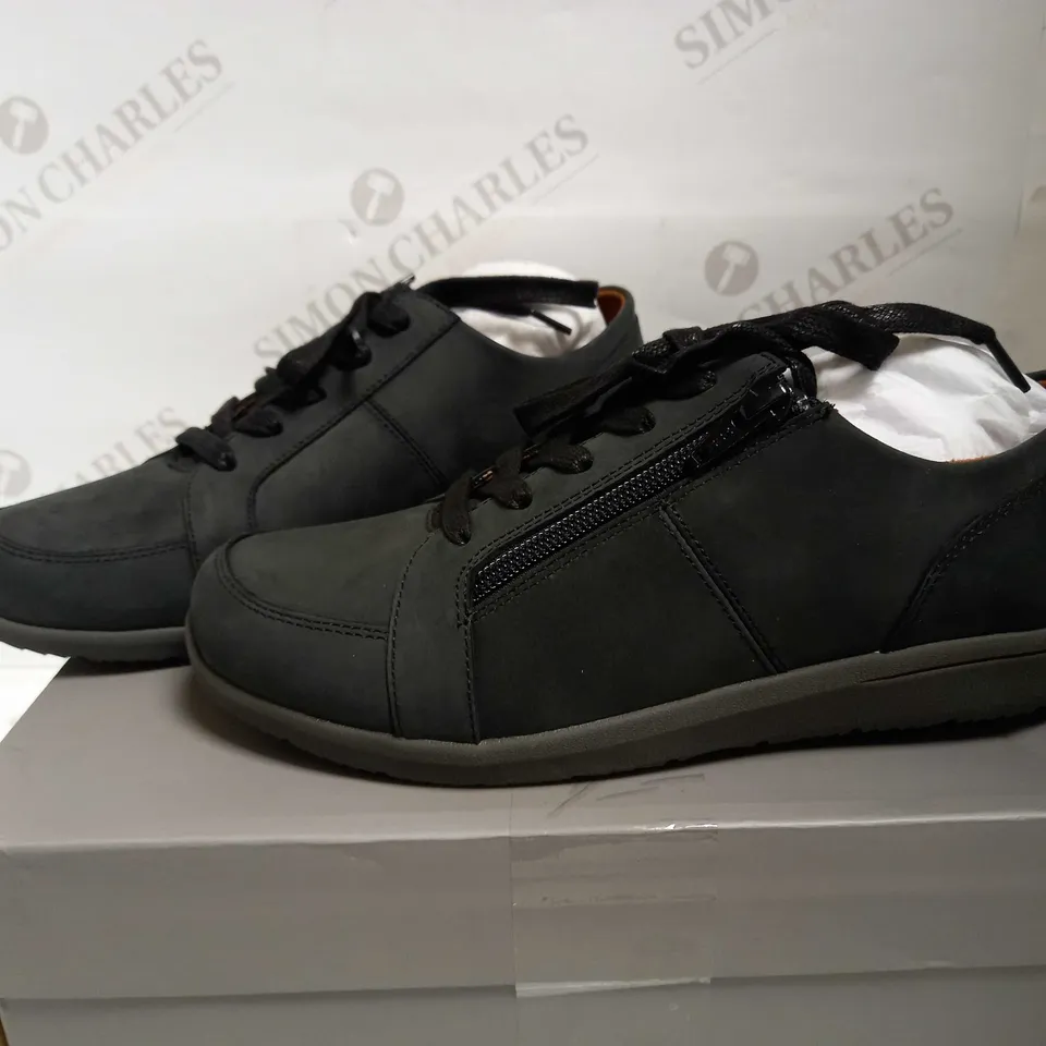 VIONIC ABIGAIL TRAINERS UK SIZE 5