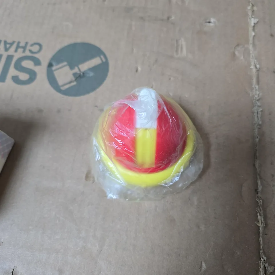 PALLET OF APPROXIMATELY 12 BOXES OF ASSORTED ITEMS INCLUDING BABY BOTTLE HOLDERS AND BABY BOTTLE LIDS 