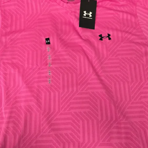 UNDER ARMOUR TECH VENT GEOTESSA SHORT SLEEVE TOP IN PINK SIZE LARGE