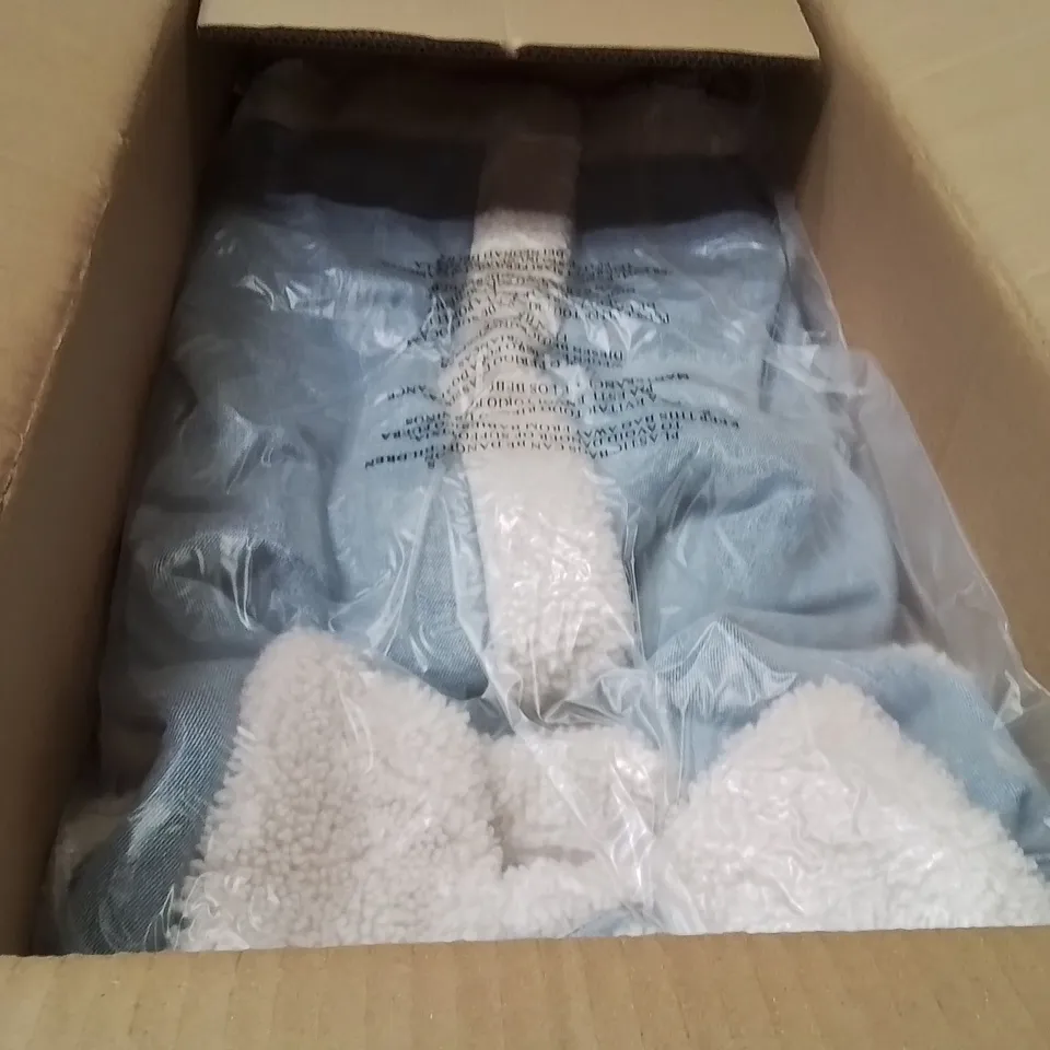 BOXED BRAND NEW APPROXIMATELY 5 SIMPLY BE DENIM GILLETTE LIGHT WASH SIZE 24