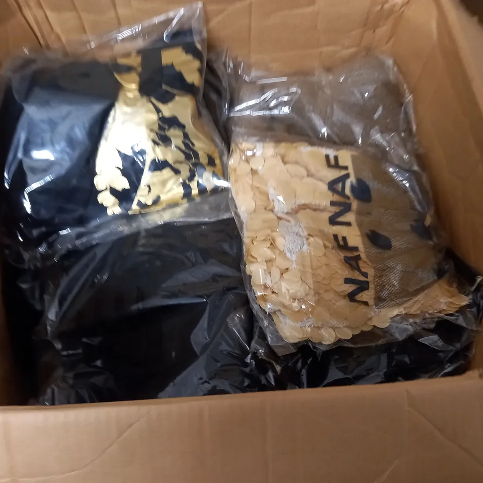 LOT OF APPROXIMATELY 24 ASSORTED BAGGED CLOTHING ITEMS - VARIOUS SIZES