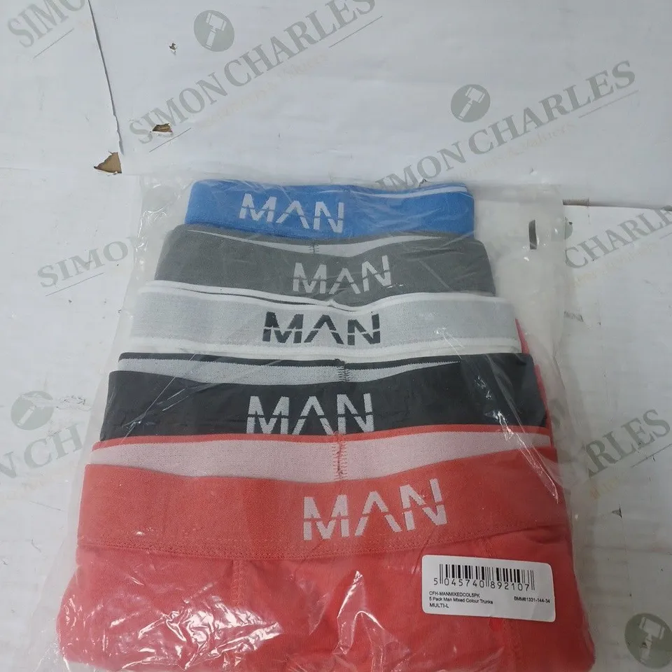 SEALED MAN SET OF 5 BOXERS - LARGE