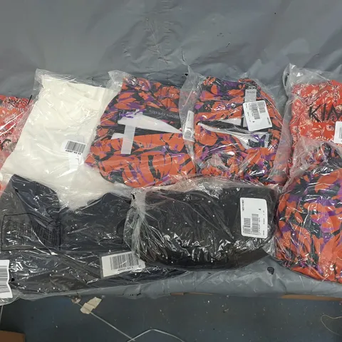 BOX OF APPROXIMATELY 10 ASSORTED BAGGED PIECES OF CLOTHING IN VARIOUS STYLES, SIZES, AND BRANDS