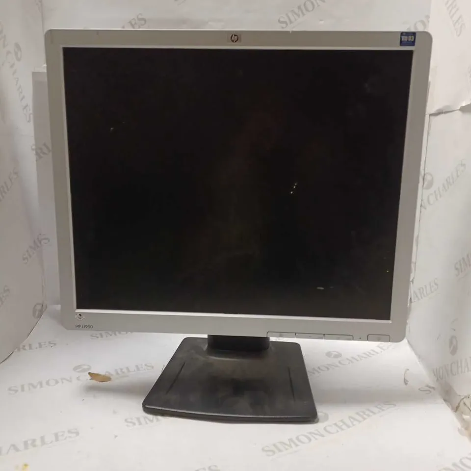 HP 19 INCH LCD COLOUR MONITOR - GG458A
