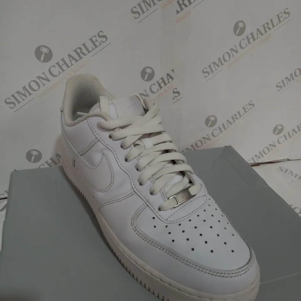 BOXED AIR FORCE ONE TRAINERS WHITE - SIZE UK 10 