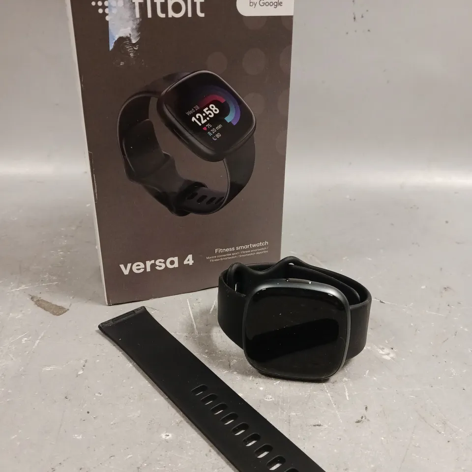 BOXED FITBIT VERSA 4 FITNESS SMARTWATCH 