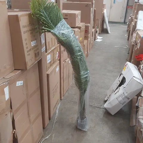 BAGGED 160CM FAUX FIDDLE LEAF FIG TREE IN CEMENT POT