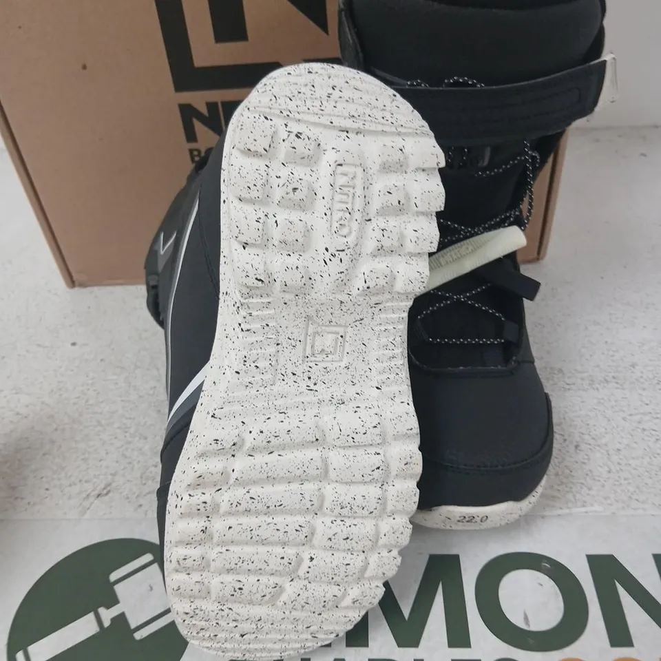 NITRO DROID QLS SNOWBOARD BOOTS – BLACK/CHARCOAL, UK 3