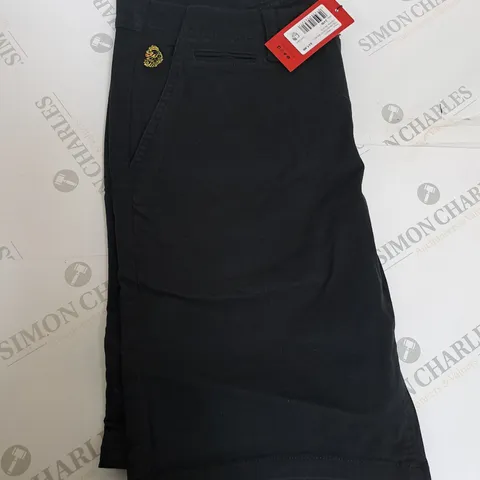 LUKE 1977 CHINO SHORTS SIZE 34W