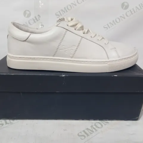 BOXED PAIR OF CREW CLOTHING COMPANY LEATHER TRAINERS IN WHITE EU SIZE 40