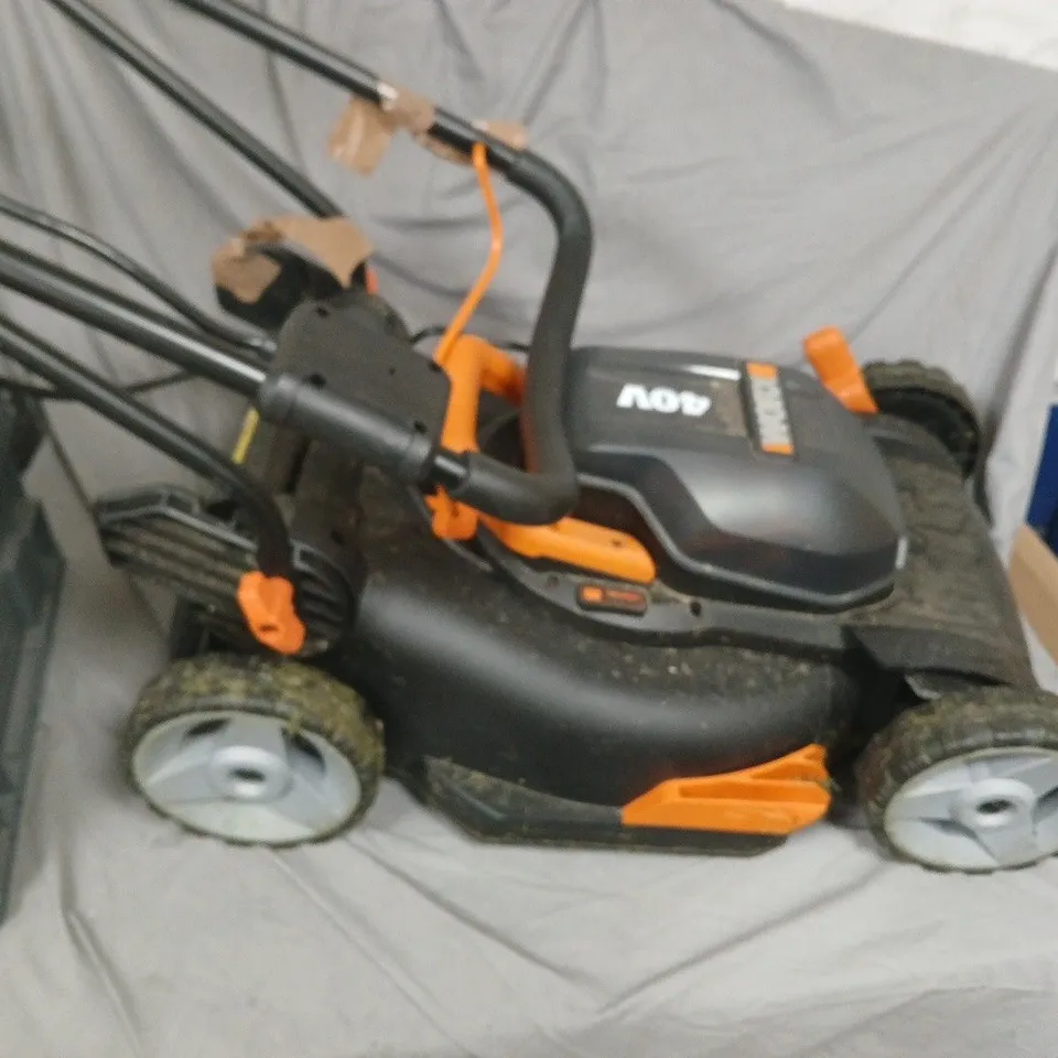 Cordless lawn mower – 40V, black and orange