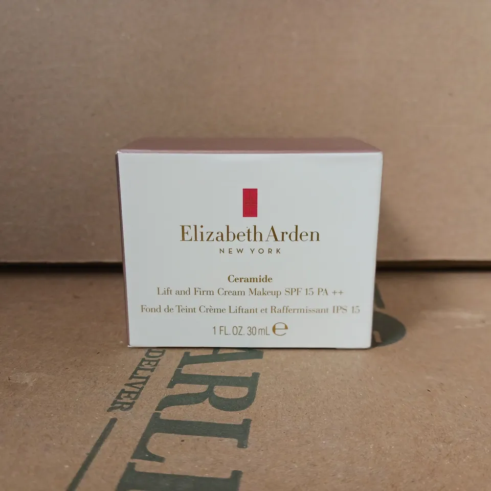 BOXED ELIZABETH ARDEN CERAMIDE CREAM MAKEUP