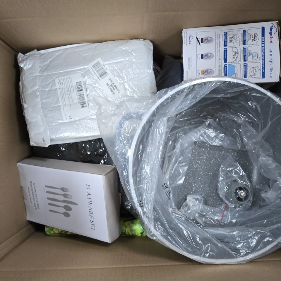 APPROXIMATELY 15 ASSORTED HOUSEHOLD PRODUCTS TO INCLUDE FLATWARE SET, SINGLE FLAT SHEET, SIMPLY REUSABLE DEHUMIDIFIER, ETC