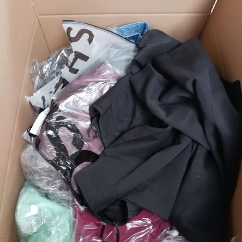 LARGE BOX OF APPROXIMATELY 20 ASSORTED CLOTHING ITEMS IN VARIOUS SIZES, STYLES AND COLOUR