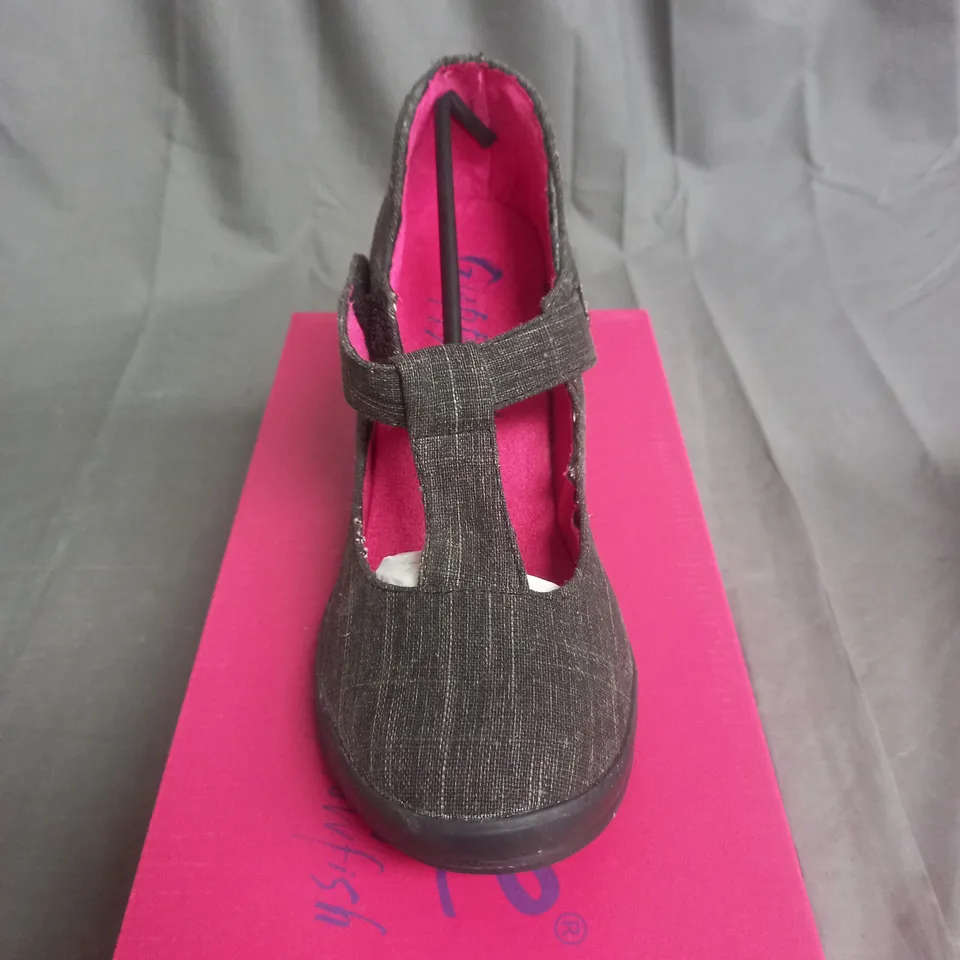 BOX OF APPROXIMATELY 12 BLACK  GUPPY LOVE BY BLOWFISH SHOES IN VARIOUS SIZES 